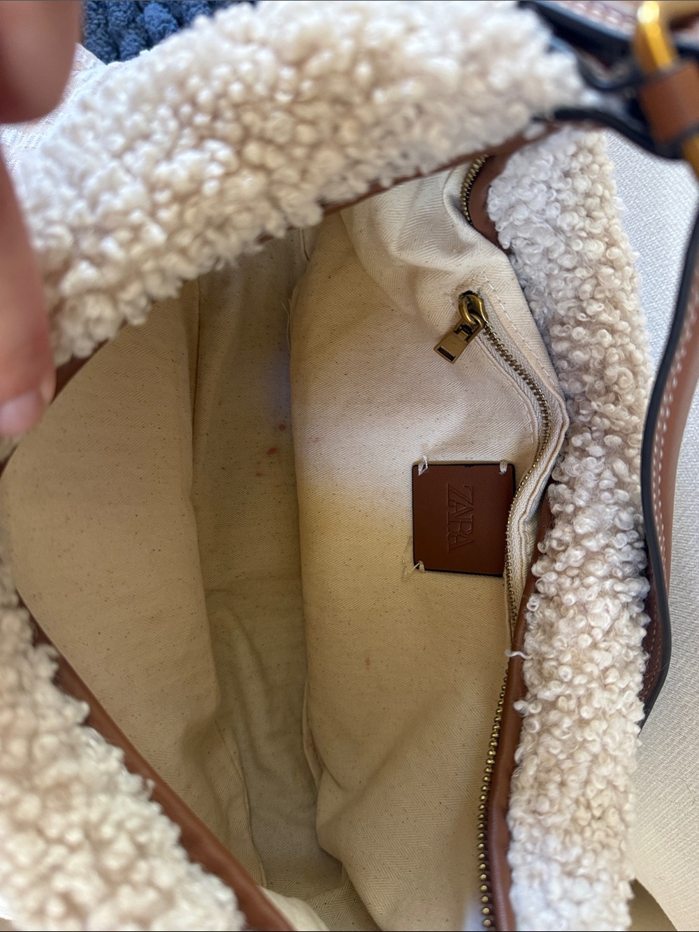 Zara Cream Sherpa Shoulder Bag with Brown Strap - Picture 5 of 5